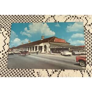Mid Century Postcard Old Cars & Cafe Du Monde New Orleans